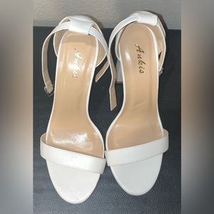 Gorgeous ANKIS Heels